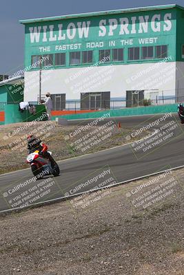 media/Apr-20-2025-AHRMA (Sun) [[393a79c373]]/Race/Group 4/Turn 4b/